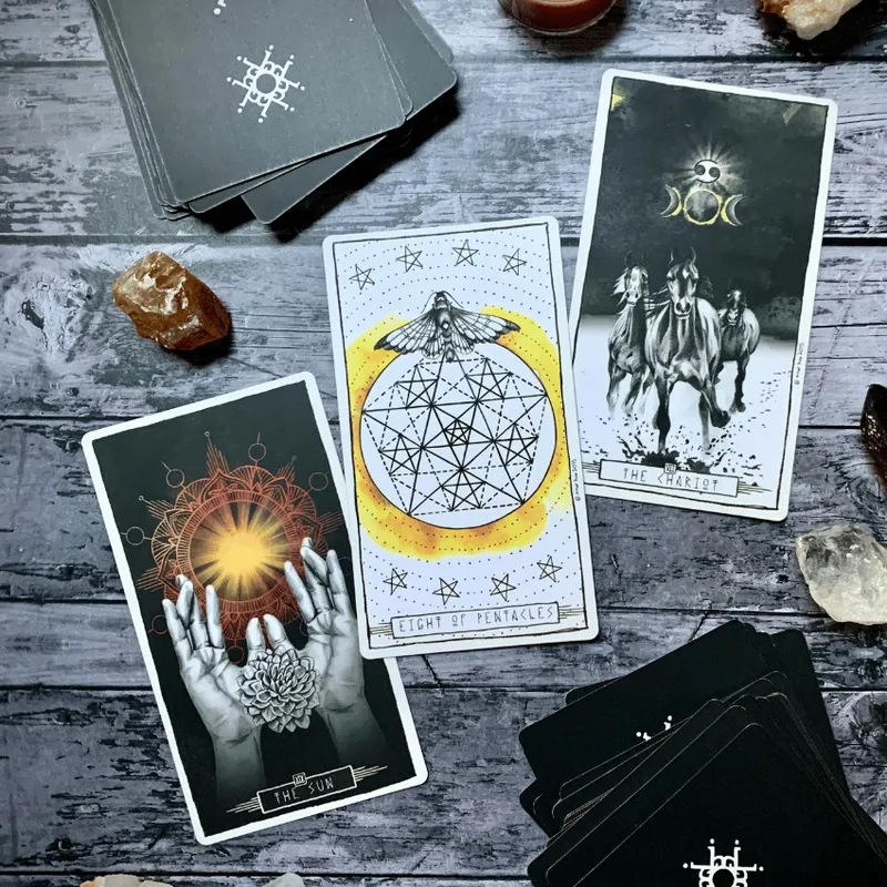 How to Expertly Shuffle Your Tarot Cards