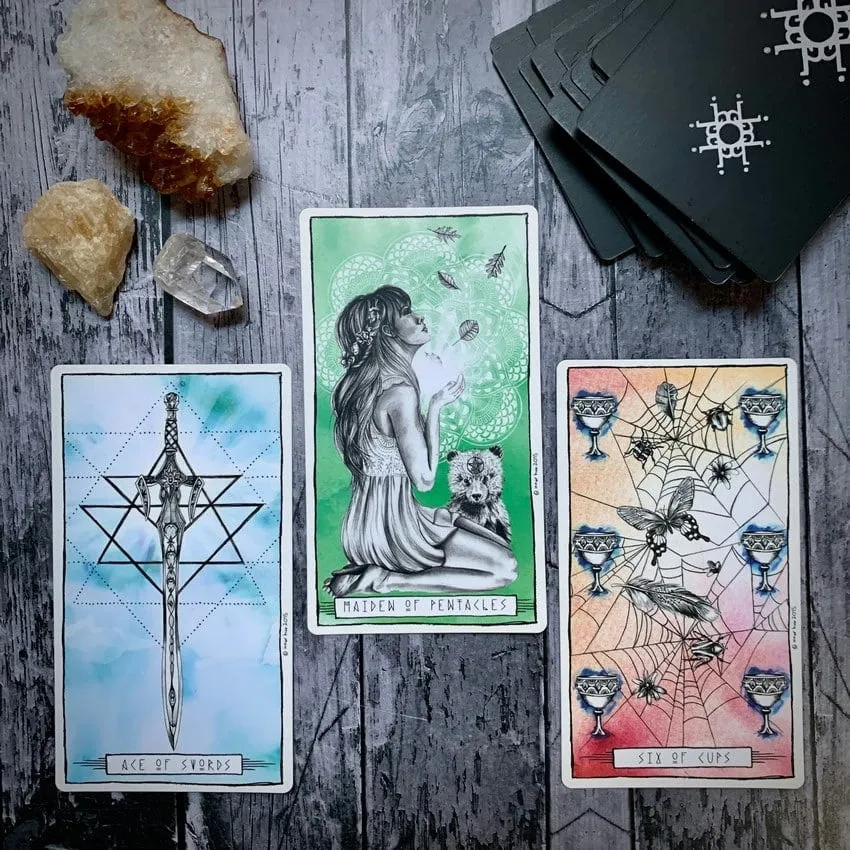 Last Quarter Moon in Libra Tarot Spread