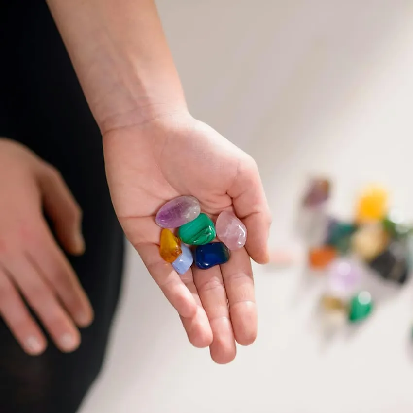 How to Choose the Right Crystals for You – Intuitively