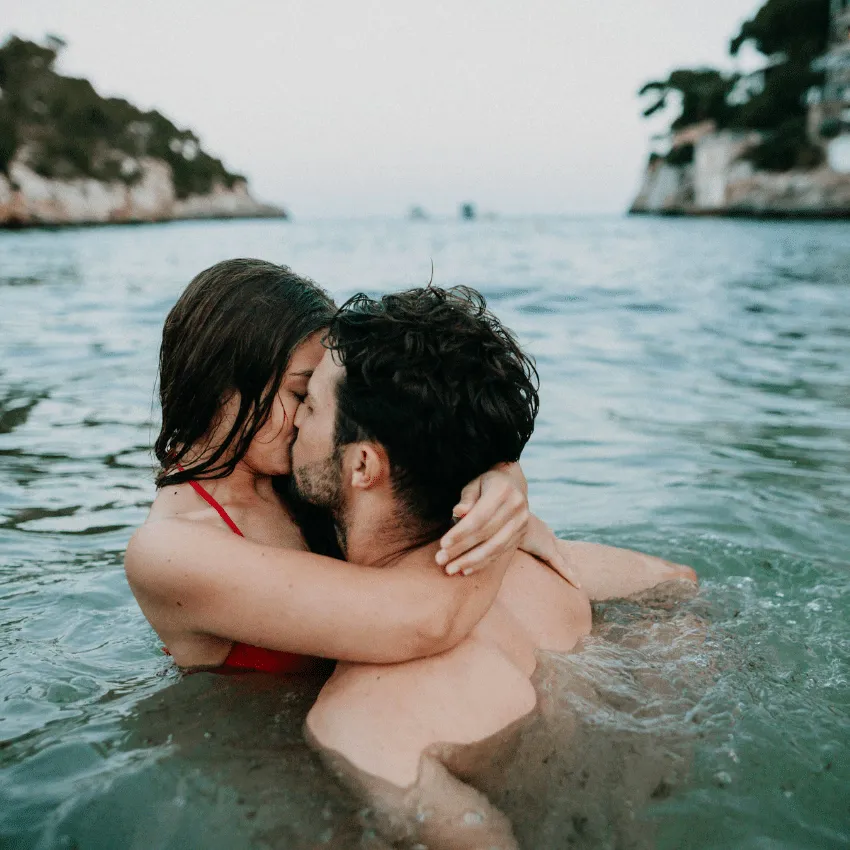 Here Are 4 Zodiac Signs That Are the MOST Compatible With Pisces – & 4 That Are NOT